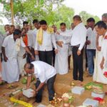 ಉಡುಪಿ : ಬೆಕ್ಕಿನ ಆಕ್ರಂದನಕ್ಕೆ ನೆರವಾದ ಪೇಜಾವರ ಶ್ರೀಗಳು