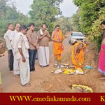 ಬ್ಯಾಡಗಿ ಮೆಣಸಿನಕಾಯಿ ಬೆಲೆ ದಿಢೀರ್ ಕುಸಿತ: ರೈತರ ಆಕ್ರೋಶ, ಹಲವಾರು ವಾಹನಗಳಿಗೆ ಬೆಂಕಿ (Byadagi chilli prices suddenly fall :  Anger farmers several vehicals set on fire)