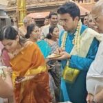 ಸಂಸದ ತೇಜಸ್ವಿ ಸೂರ್ಯ ದಂಪತಿ : ಕಾಪು ಮಾರಿಯಮ್ಮ ದೇವಸ್ಥಾನ ಭೇಟಿ, ದುರ್ಗಾ ಸ್ತುತಿಯೊಂದಿಗೆ ಮಾರಿಯಮ್ಮನ ಪ್ರಾರ್ಥಿಸಿದ ಗಾಯಕಿ ಶಿವಶ್ರೀ (MP Tejaswi Surya couple: Visit to Kaup Mariyamma temple, singer Shivashri prays to Mariyamma along with Durga stuti)