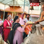 ಉಚ್ಚಿಲ ಶ್ರೀ ಮಹಾಲಕ್ಷ್ಮೀ ದೇವಸ್ಥಾನದಲ್ಲಿ ಕುಲಗುರುಗಳ ಕಂಚಿನ ಪುತ್ಥಳಿ ನಿರ್ಮಾಣಕ್ಕೆ  ಪಾದಕಾಣಿಕೆ (Foundation for construction of bronze effigy of Guru at Uchila Sri Mahalakshmi Temple)