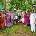 ತೆಂಕ ಎರ್ಮಾಳು : ಶಾಲೆಯಲ್ಲಿ ಸೇವೆ ಸಲ್ಲಿಸಿ ವರ್ಗಾವಣೆಗೊಂಡ ಮಲ್ಲಿಕಾರವರಿಗೆ ಸನ್ಮಾನ (Tenka Yermalu: Honored for Mallikar who was transferred after serving in the school)