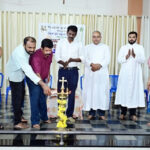 ಮೂಳೂರು: ಹಿಂದೂ ರಕ್ಷಾ ವೆಲ್‌ಫೇ‌ರ್ ಟ್ರಸ್ಟ್ ನಿಂದ ಉಚಿತ ಹಾಳೆ ಮರದ ತೊಗಟೆಯ ಕಷಾಯ ವಿತರಣೆ (Mulur: Hindu Raksha Welfare Trust distributes free decoction of safflower bark)